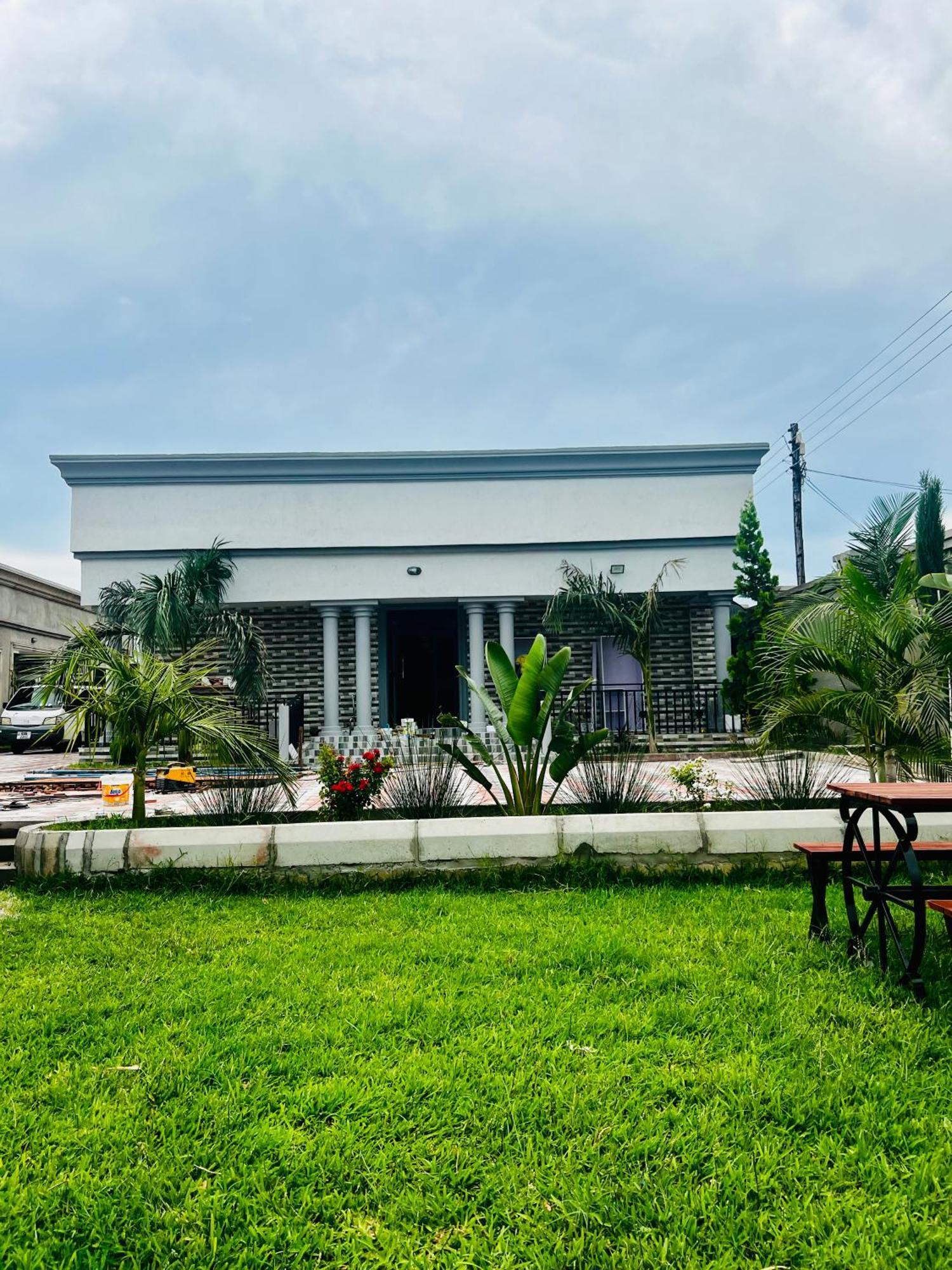 Newday Lodge Apartments Лусака Екстериор снимка